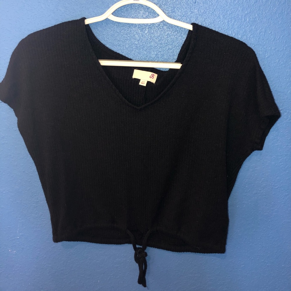 Black crop top(size: XS)